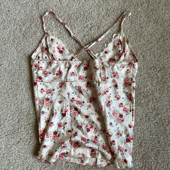 Guess Floral Tank Top - Picture 4 of 4